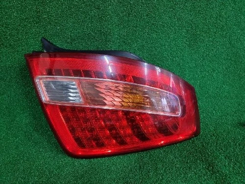 Conjunto de faro/calavera trasero combinado derecho Kia 2007 OEM 92402 3F500