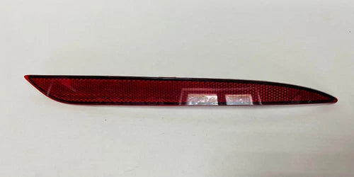 Rear tail light assembly reflector right of the passenger side compatible with Tesla Model 3 2017-2023, part number 1077407-00-F OEM