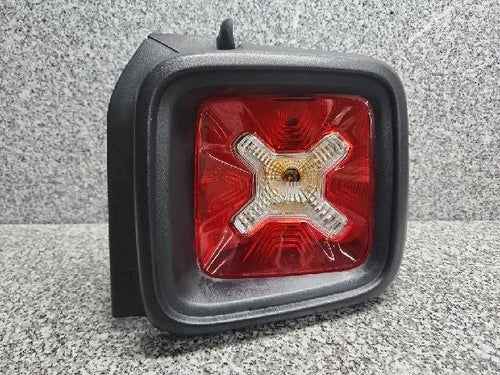 Luz trasera / calavera combinada para Jeep 2018 (lado derecho/del pasajero) OEM 52109462 SX