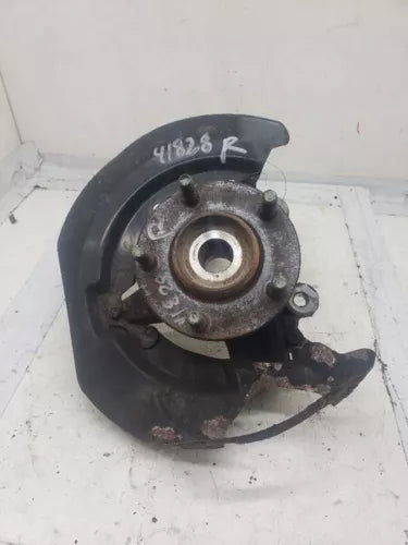 Refacción OEM usada OEM usada para 2007 - 2008 Mazda 3 RH Driver Right Front Spindle Knuckle w/o - RH Right Driver