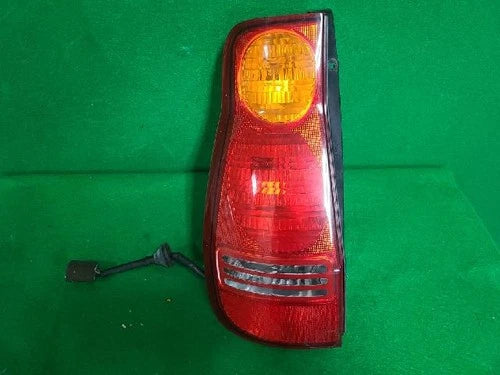 Conjunto de faro/calavera trasero izquierdo combinado Hyundai 2004 OEM 92401 17000