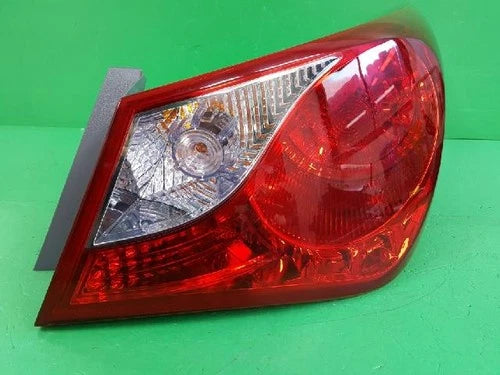 Right outer rear tail light assembly (OEM) 92402 3S010 compatible with Hyundai YF 2010