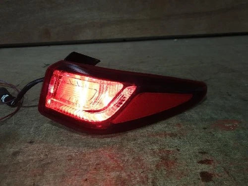 Right outer rear tail light assembly compatible with Hyundai Kona 2019, genuine OEM replacement part 92402-J9000