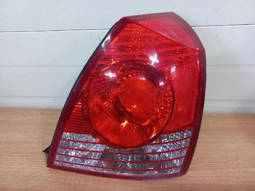 Conjunto de faro/calavera trasero derecho combinado OEM 92402 2D500 para Hyundai Elantra 2005