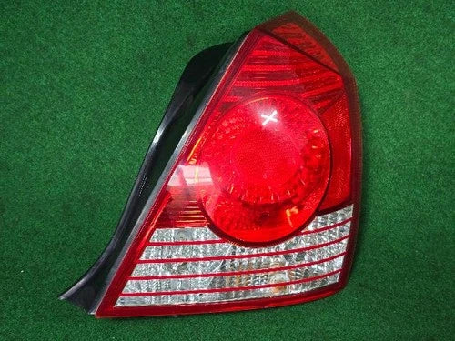 Right rear combination tail light assembly compatible with Hyundai Elantra 2006, genuine OEM replacement part 924022D500