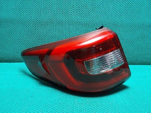Left rear tail light (outer) compatible with Hyundai LF 2015, genuine OEM replacement part 92401C1000