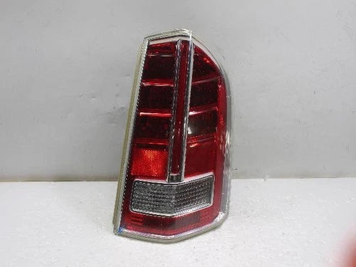 Right rear tail light assembly compatible with Chrysler 300C 2012, genuine OEM replacement part 68042174AE