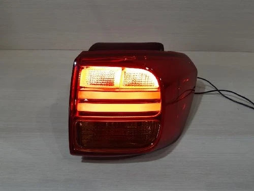 Used OEM Part - light assembly/tail lights outer right for Kia Carnival 2015, genuine OEM replacement part 92402A9100