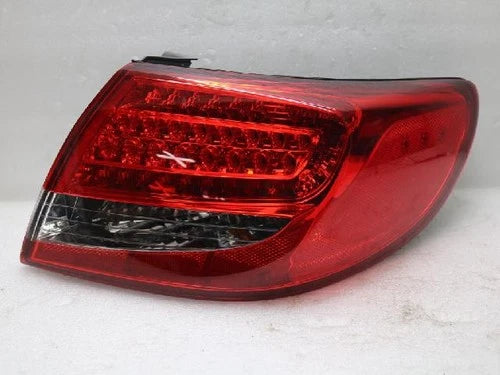 Rear combination tail light compatible with Hyundai Azera 2010, genuine OEM replacement part 92402-3L520