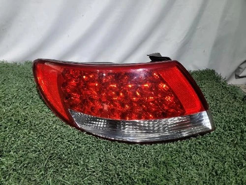 Left rear combination tail light assembly compatible with Hyundai Azera 2008, genuine OEM replacement part 92401 3L001