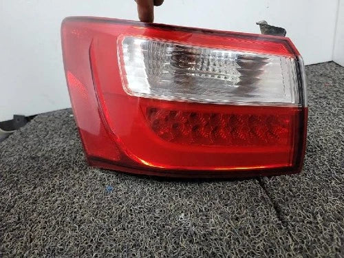 Rear combination tail light (tail light) compatible with Kia Rio 2014, genuine OEM replacement part 92401 1W050