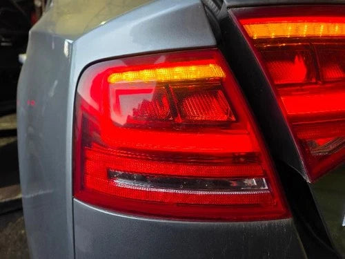 Used OEM Part - Tail light assembly OEM compatible with Audi Used A8 3.0 TDI Quattro LWB 2012 4H0 945 095