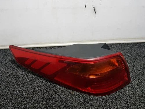 Left rear tail light assembly compatible with Kia K5 2013, genuine OEM replacement part 92401 2T100