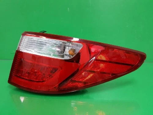 Conjunto de faro/calavera trasero derecho Hyundai 2014 OEM 92402 B8100
