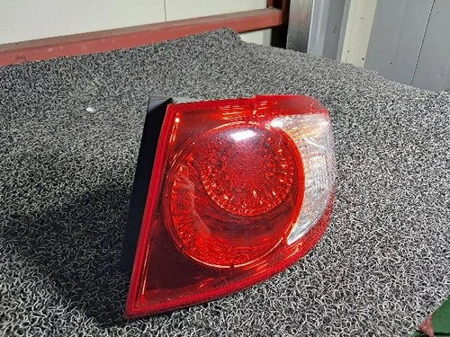Rear Used OEM Tail Light - Hyundai Santa Fe 2009 assembly right rear tail light, RH OEM 92402, 2B000