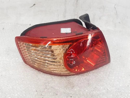 Left rear combination tail light assembly compatible with Kia Amanti 2006, genuine OEM replacement part 92401 3F270
