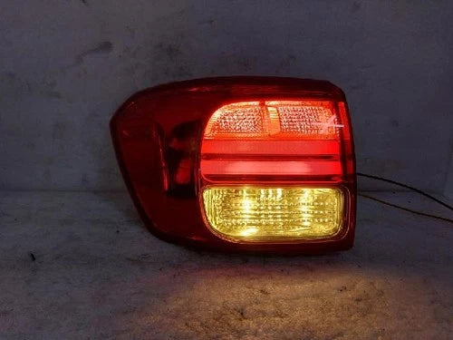 Rear combination tail light (Tail Light outer left) compatible with Kia Carnival 2016, genuine OEM replacement part 92401-A9110