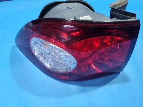Luz trasera / calavera combinada Kia 2006 OEM 92401 2G005