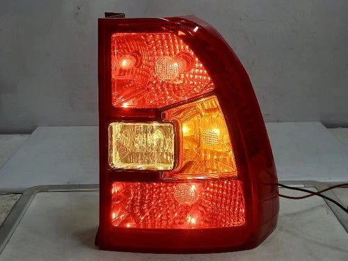 Right rear combination tail light assembly compatible with Kia Sportage 2009, genuine OEM replacement part 924021F500