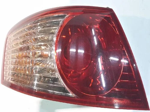 Left rear tail light assembly compatible with Kia GH270 2005, genuine OEM replacement part 92401 3F270