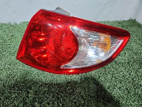 Conjunto de faro/calavera trasero exterior derecho (OEM) 92402 2B000 para Hyundai Santa Fe 2006