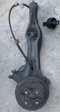 Refacción OEM Usada - Brazo de control trasero inferior derecho para Honda Civic 1996-2000 con freno de tambor