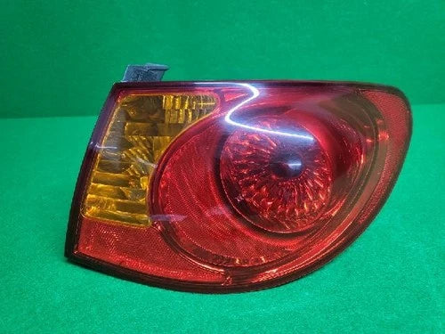 Right outer rear tail light assembly compatible with Hyundai Elantra 2007, OEM 92402 2H000