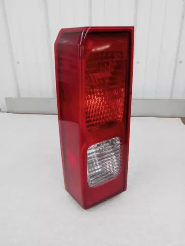Luz trasera / calavera OEM usada para 2006-2010 HUMMER H3 Driver Left | HUMMER - LH LEFT Driver