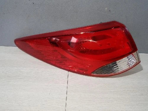 Rear combination tail light compatible with Hyundai Tucson 2010, genuine OEM replacement part 92401 2S000