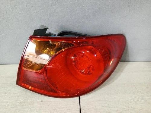 Right outer rear tail light assembly compatible with Hyundai Elantra 2010, genuine OEM replacement part 92402 2H500