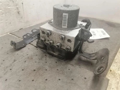 Bomba/Módulo ABS OEM usada - ABS ANTI-LOCK BRAKE PUMP Mini Clubman 2013-2015