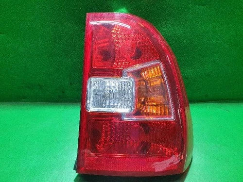 Right rear tail light assembly compatible with Kia Sportage 2009, genuine OEM replacement part 92402 1F500