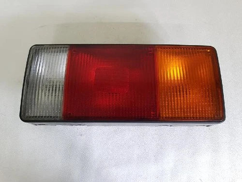 Kia 2001 Luz trasera / calavera combinada derecha OEM 92402 7A100