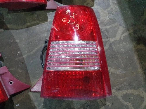 Right rear combination tail light assembly OEM 92402 07000 compatible with Kia Picanto 2005