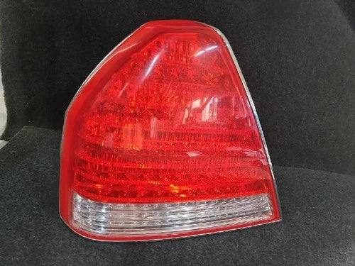 Rear tail light genuine Hyundai Equus 2004, part number 92401 3B700