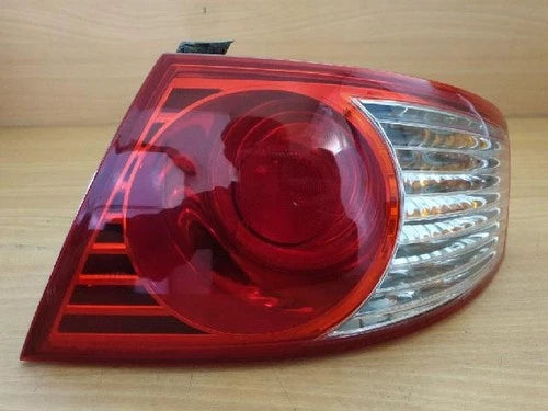 Right rear combination tail light assembly compatible with Kia Amanti 2003, genuine OEM replacement part 92402 3F070