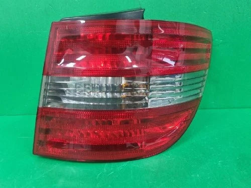 Mercedes Benz B200 2007 Tail Light outer right genuine OEM A 169 820 26 64