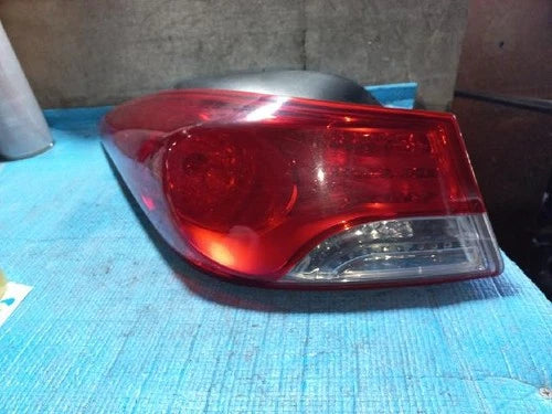 Rear Used OEM Tail Light - Hyundai Elantra 2011 assembly left rear tail light, LH OEM 92401, 3X000