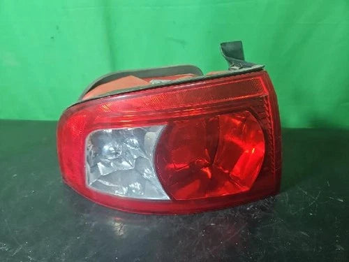 Kia Optima 2003 - Left rear combination tail light OEM 92411 3C070