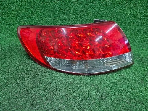 Left rear tail light (position light) compatible with Hyundai XG300/XG350 2007, genuine OEM replacement part 924013L0