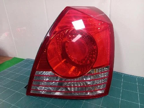 Conjunto de faro/calavera trasero derecho combinado OEM 92402 2D500 para Hyundai Elantra 2005