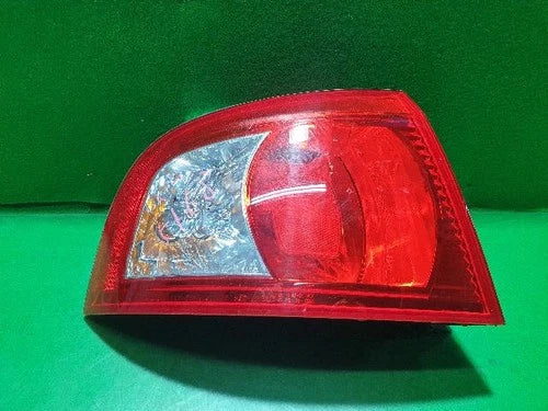 Rear combination tail light (left) compatible with Kia LPG 2.0 LXT 2003, OEM 92411 3C070