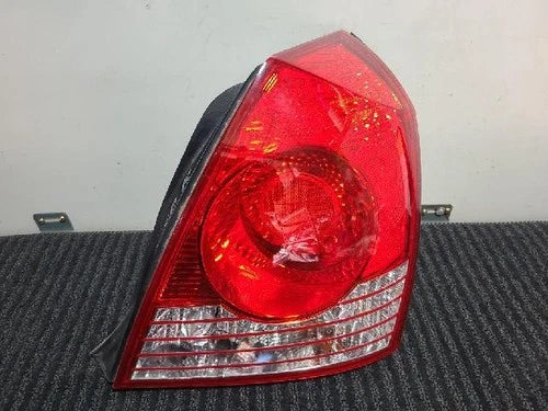 Conjunto de faro/calavera trasero derecho combinado OEM 92402 2D500 para Hyundai Elantra 2004
