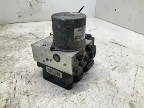 Bomba/Módulo ABS OEM usada para 2010 Kia Forte Sedan