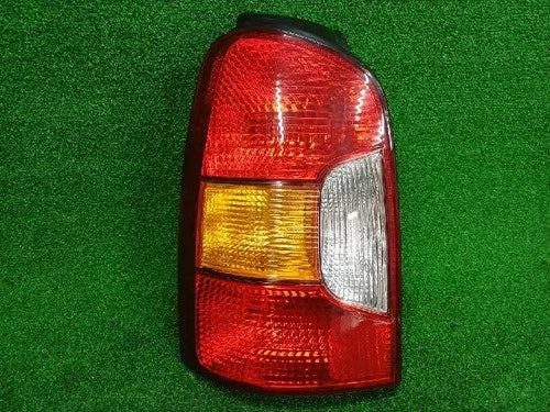 Left rear combination tail light assembly compatible with Hyundai XG 2004, genuine OEM replacement part 92401-3A0