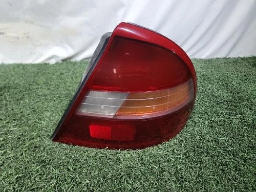 Right rear combination tail light assembly OEM 92402 34502 compatible with Hyundai 3 1997