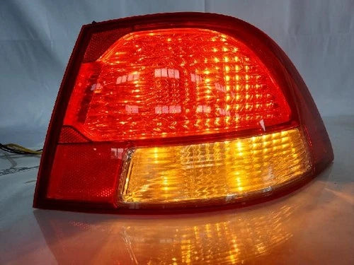 Right rear combination tail light assembly OEM 92402 2G600 compatible with Kia LPI LX20 2009