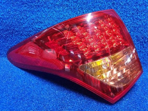 Left rear tail light assembly OEM 92401 3J100 compatible with Hyundai Veracruz 2011