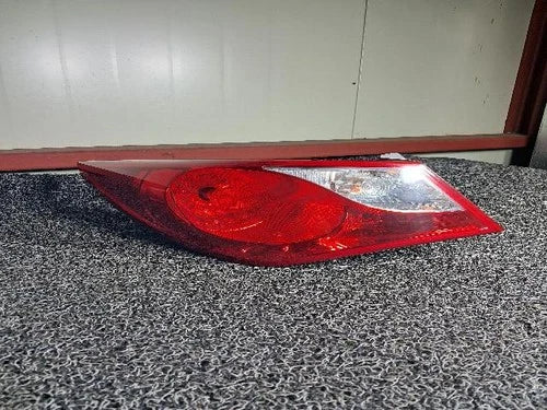Used OEM Part - light assembly outer rear combination (left) compatible with Hyundai YF 2010, OEM 92401 3S010