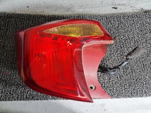 Rear combination tail light (left) compatible with Kia Picanto 2011, genuine OEM replacement part 924011Y0